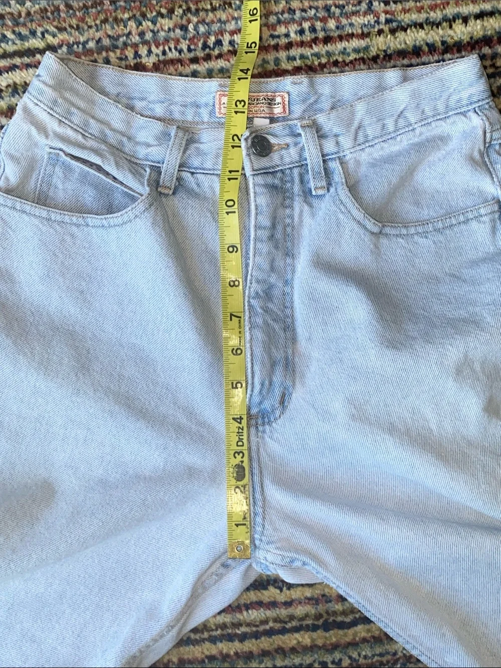 Vintage 90’s Guess by Marciano Faded Light Blue Jean Shorts 30